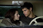 Bella (Kristen Stewart) und Jacob (Taylor Lautner)